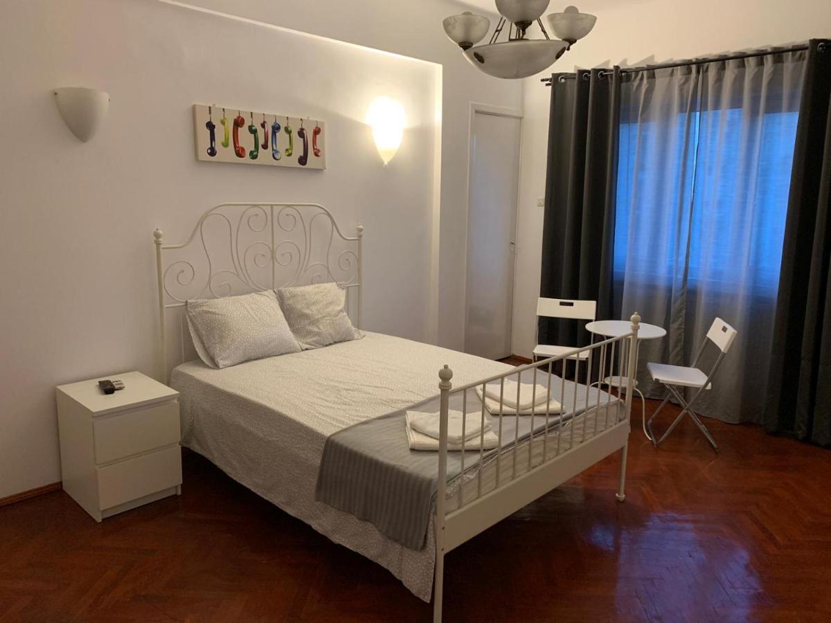 La Casa De Danel Apartman Bukarest Kültér fotó