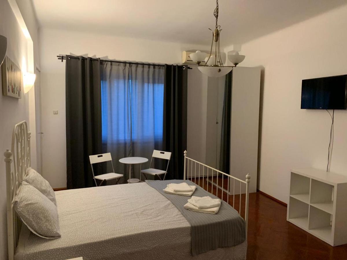 La Casa De Danel Apartman Bukarest Kültér fotó